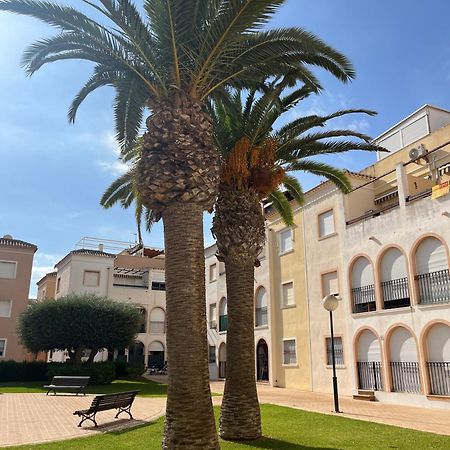 Torrevieja 2 Bedrooms Appartment المظهر الخارجي الصورة